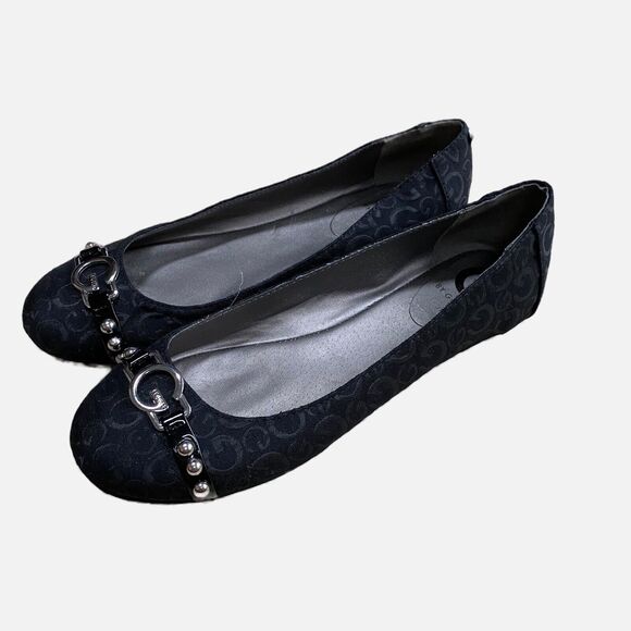 Guess Brand Slip On Casual Shoes US size 8M Flats with Silver Logo Buckle Detail - Picture 4 of 11